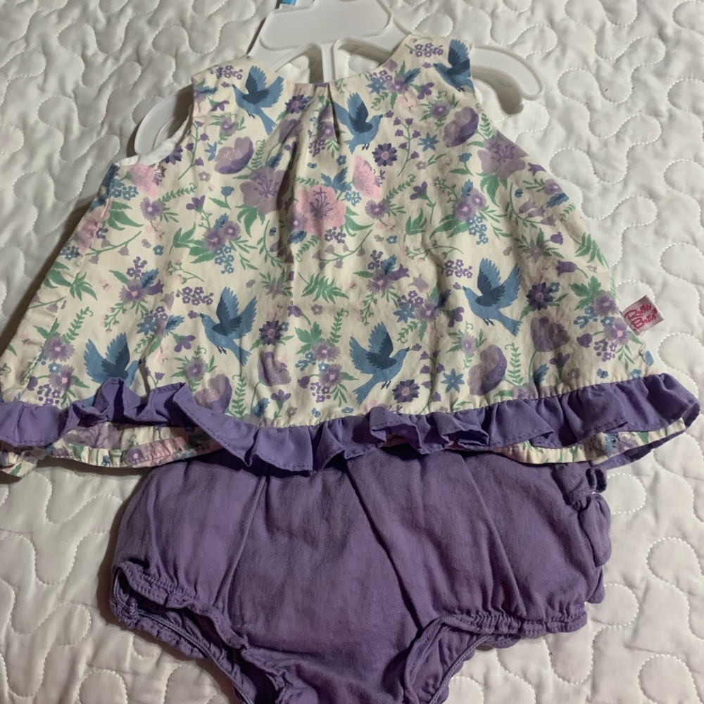 6-9 month set with rufflebutt bloomers